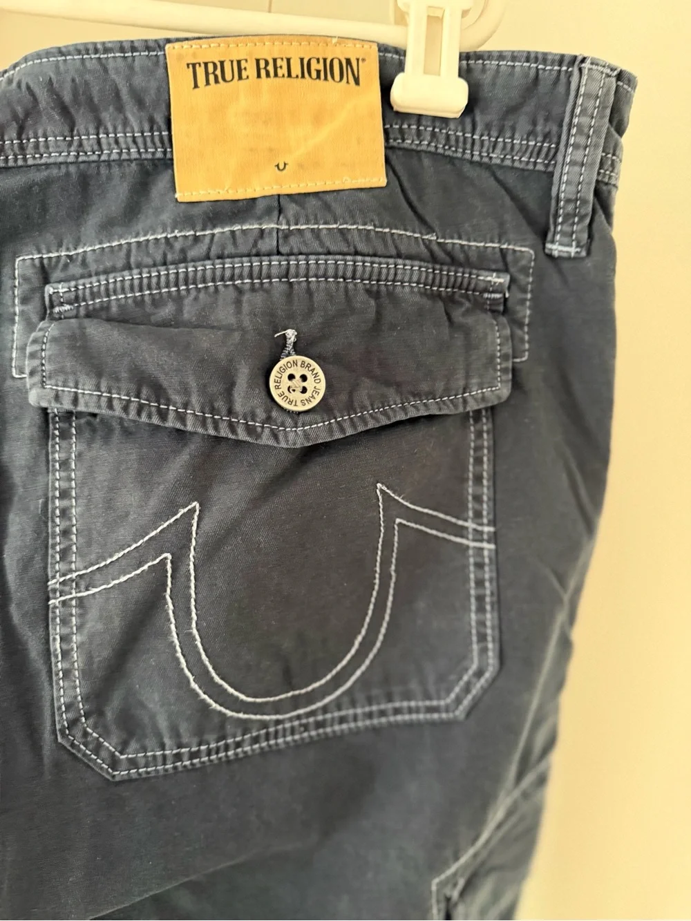 True Religion Men's Navy Cargo Shorts Size 40